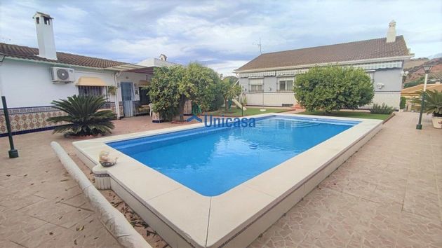 Foto 1 de Casa rural en venda a Campanillas de 5 habitacions amb piscina