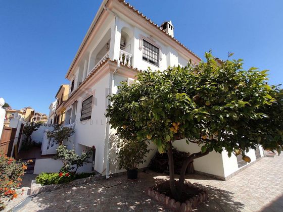 Foto 2 de Venta de casa en Puerto de la Torre - Atabal de 4 habitaciones con terraza y jardín