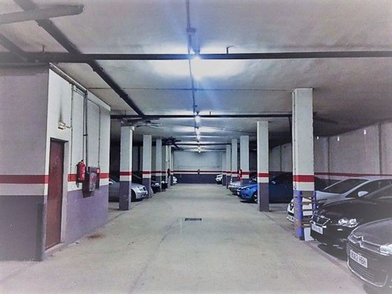 Foto 1 de Venta de garaje en Requena de 16 m²