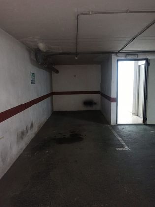 Foto 2 de Venta de garaje en calle Poeta Herrero de 10 m²