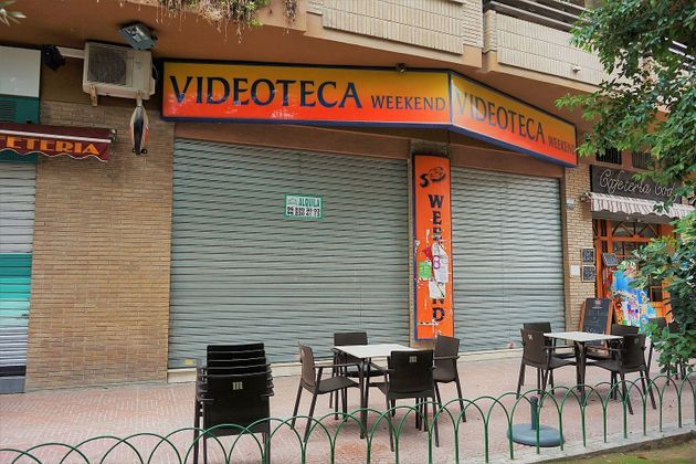 Foto 1 de Local en alquiler en calle Del Veterinario Luis Verdú López de 269 m²