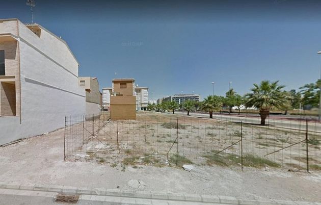 Foto 2 de Venta de terreno en calle Rigoberta Menchú de 108 m²