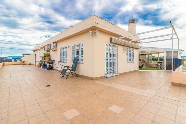 Foto 1 de Ático en venta en Alberic de 3 habitaciones con terraza y garaje