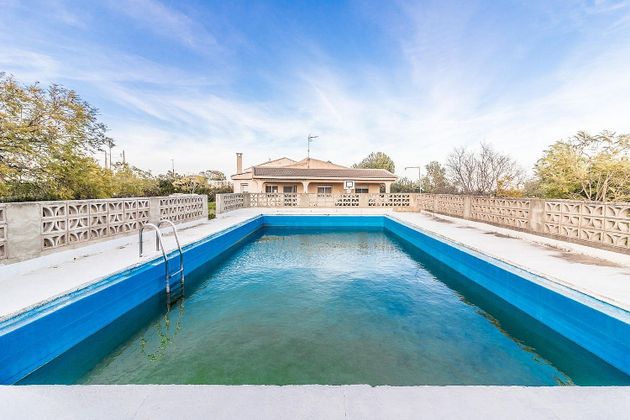 Foto 1 de Casa en venta en Alberic de 3 habitaciones con piscina y garaje