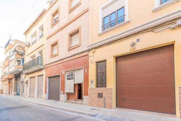 Foto 2 de Chalet en venta en Ayuntamiento - Centro de 4 habitaciones con terraza y garaje