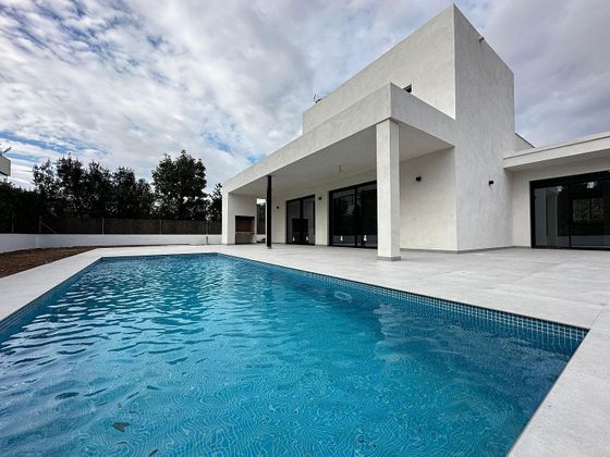 Foto 1 de Xalet en venda a Carlet de 4 habitacions amb terrassa i piscina