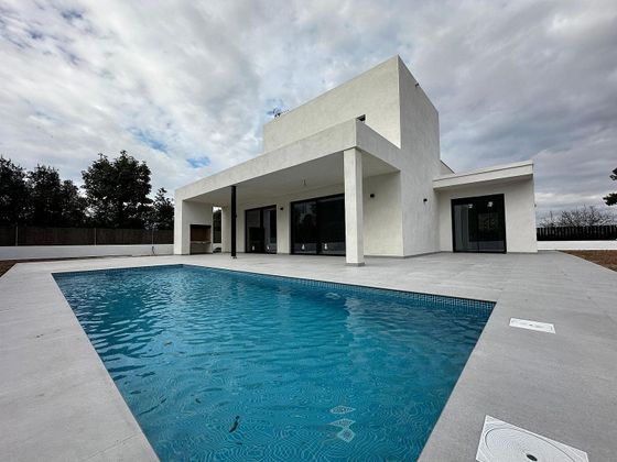Foto 2 de Xalet en venda a Carlet de 4 habitacions amb terrassa i piscina