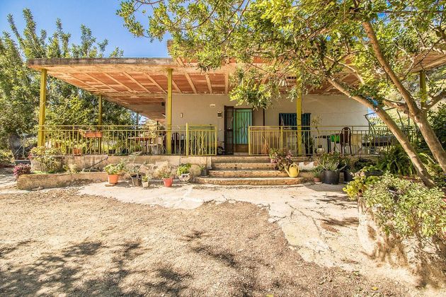 Foto 1 de Casa rural en venda a Carlet de 5 habitacions amb terrassa i piscina