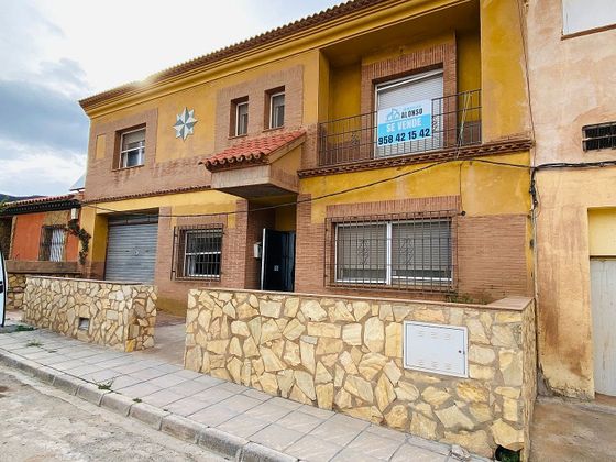 Foto 1 de Casa en venda a calle Carrertera la de Sierra de 4 habitacions amb terrassa i garatge