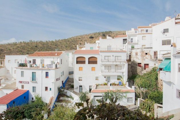 Foto 1 de Casa en venda a Sorvilán de 6 habitacions amb terrassa