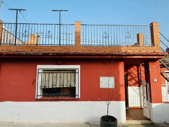Foto 1 de Casa en venda a Baza de 3 habitacions amb terrassa
