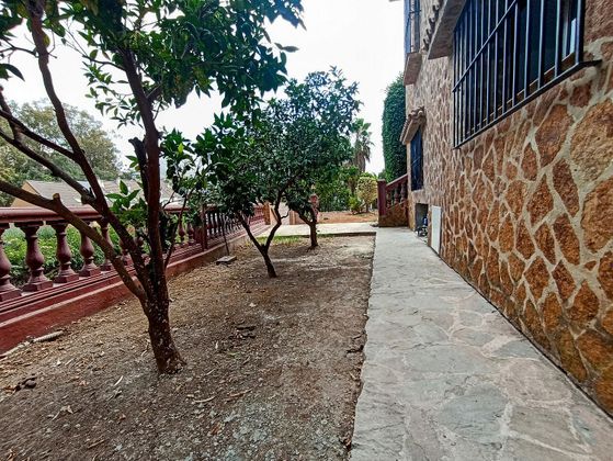 Foto 1 de Alquiler de chalet en Cerrado Calderón - El Morlaco de 4 habitaciones con jardín y muebles
