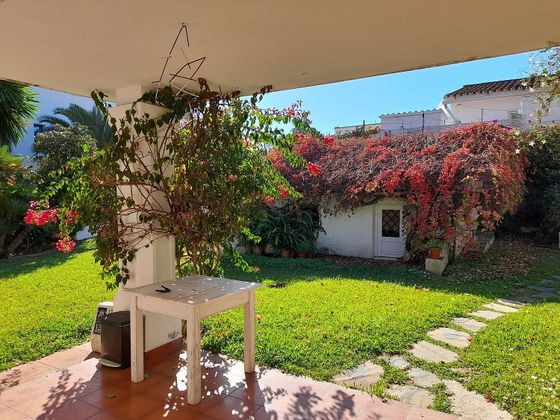 Foto 1 de Casa adossada en venda a Elviria de 4 habitacions amb terrassa i garatge
