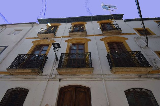 Foto 2 de Casa en venda a calle Liñanes de 6 habitacions amb piscina