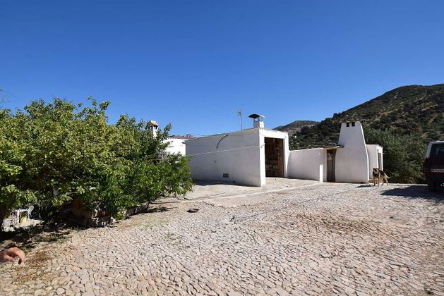 Foto 2 de Casa rural en venda a carretera De Priego de 4 habitacions amb piscina i garatge