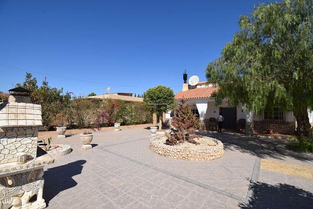 Foto 2 de Casa rural en venda a Moraleda de Zafayona de 3 habitacions amb piscina i jardí