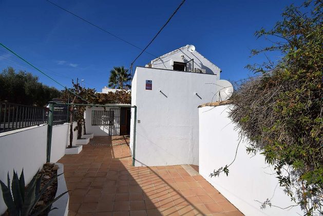 Foto 2 de Venta de casa rural en Alhama de Granada de 3 habitaciones con piscina y garaje