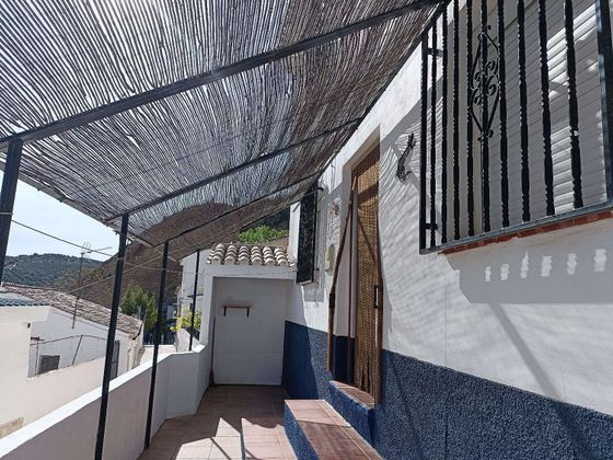 Foto 2 de Casa en venda a Montefrío de 3 habitacions amb terrassa