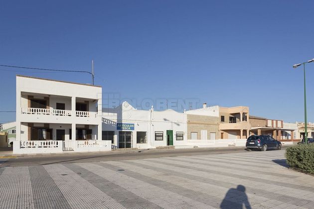 Foto 1 de Pis en venda a Oliva Playa de 4 habitacions amb terrassa i jardí