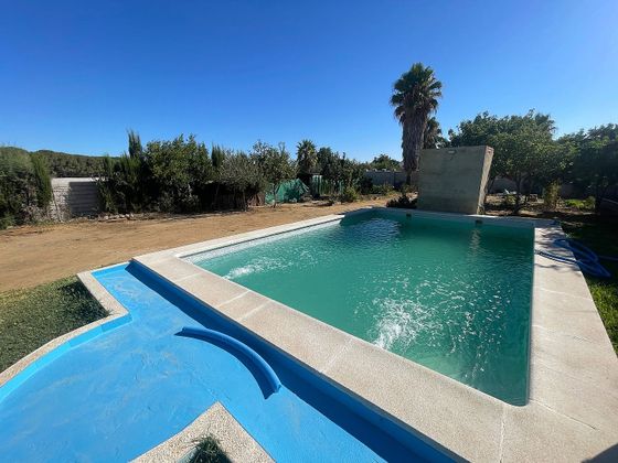 Foto 2 de Xalet en venda a Palacios y Villafranca (Los) de 2 habitacions amb piscina i jardí