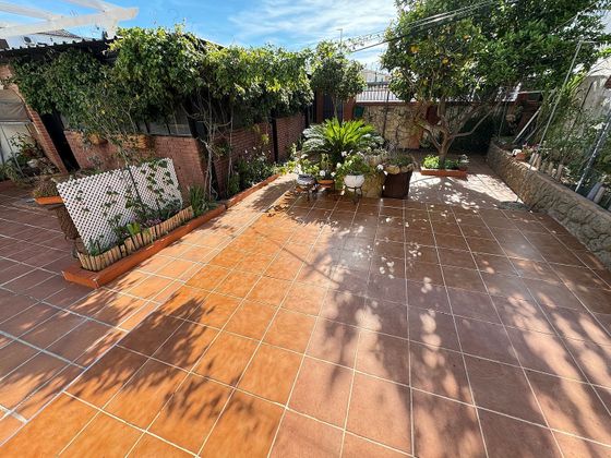 Foto 1 de Casa adossada en venda a La Hacienda - Nueva Andalucía de 3 habitacions amb terrassa i garatge