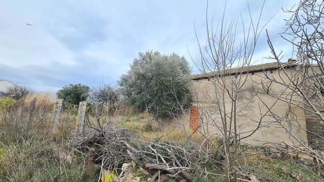 Foto 2 de Venta de chalet en El Castellar-L´Oliveral de 3 habitaciones con jardín