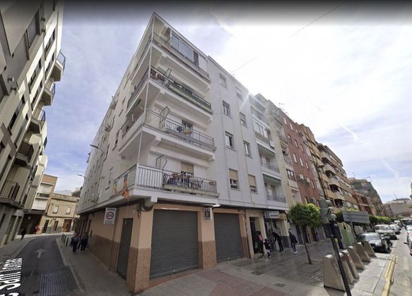 Foto 1 de Venta de piso en calle Gomez Ferer de 3 habitaciones con balcón