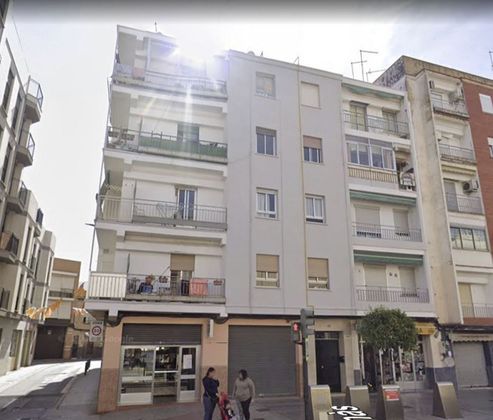 Foto 2 de Pis en venda a calle Gomez Ferer de 3 habitacions amb balcó