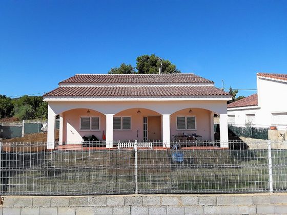 Foto 2 de Venta de casa en Turís de 4 habitaciones con terraza y piscina