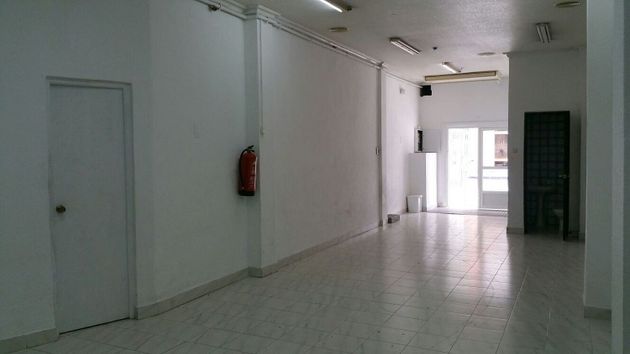 Foto 2 de Alquiler de oficina en El Carmen de 168 m²