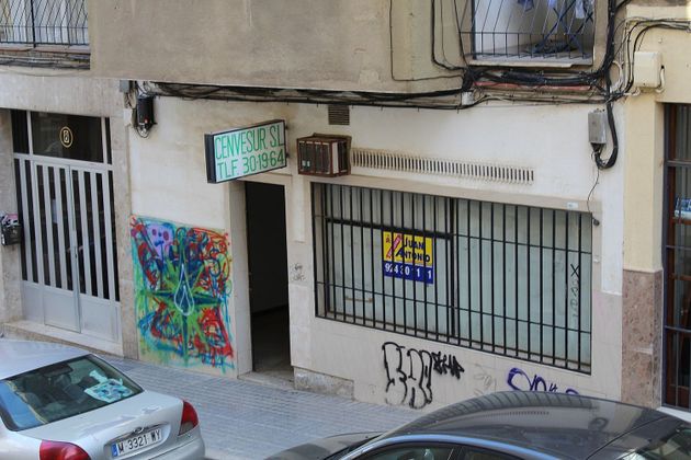 Foto 1 de Local en venda a calle Madrid de 144 m²
