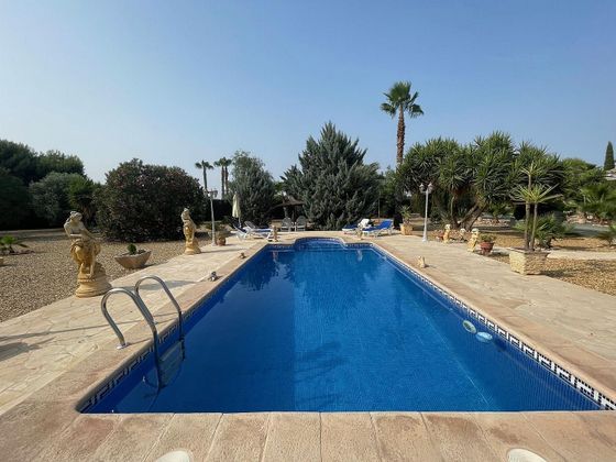 Foto 2 de Xalet en venda a Puerto Lumbreras de 4 habitacions amb piscina i jardí