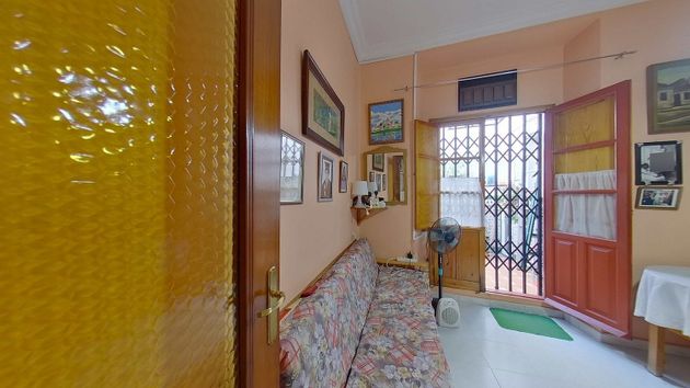 Foto 1 de Pis en venda a San Bartolomé - Judería de 5 habitacions amb balcó