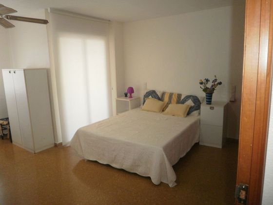 Foto 1 de Alquiler de piso en La Vega Baixa de 2 habitaciones con terraza y muebles