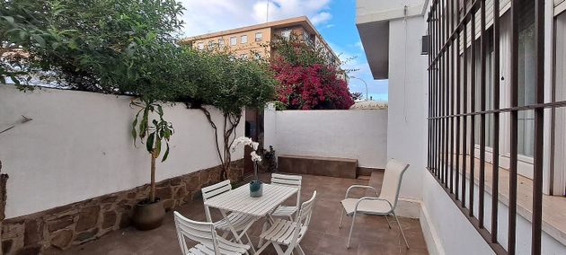 Foto 1 de Casa adossada en lloguer a calle Cortelazor de 2 habitacions amb terrassa i jardí