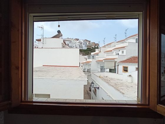 Foto 2 de Piso en venta en Salobreña de 4 habitaciones con terraza