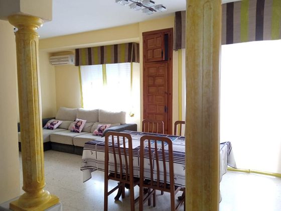 Foto 2 de Piso en venta en Salobreña de 3 habitaciones con balcón y aire acondicionado