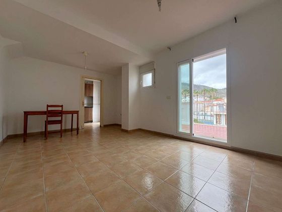 Foto 2 de Dúplex en venda a Salobreña de 3 habitacions amb terrassa i garatge