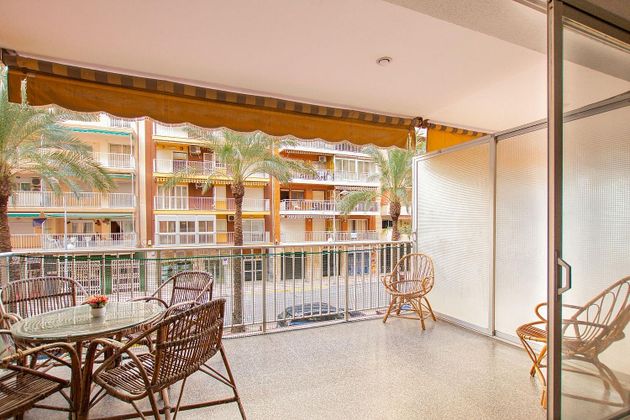 Foto 2 de Pis en venda a avenida Blasco Ibáñez de 5 habitacions amb terrassa i balcó