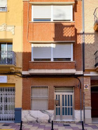 Foto 2 de Casa en venta en calle Rei En Jaume de 6 habitaciones con terraza y aire acondicionado