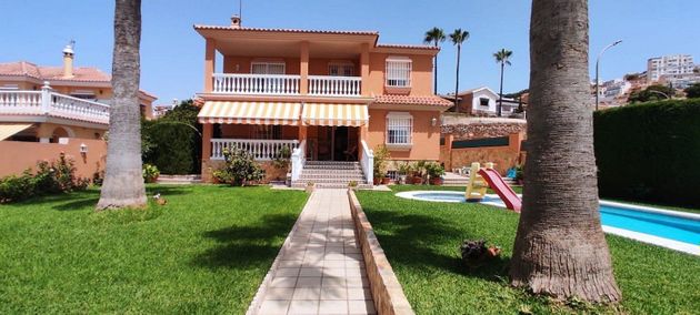 Foto 1 de Chalet en venta en Lo Cea - Los Cortijos de 3 habitaciones con terraza y piscina