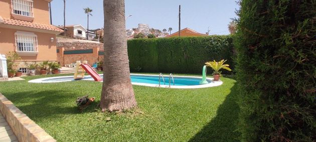 Foto 2 de Xalet en venda a Lo Cea - Los Cortijos de 3 habitacions amb terrassa i piscina