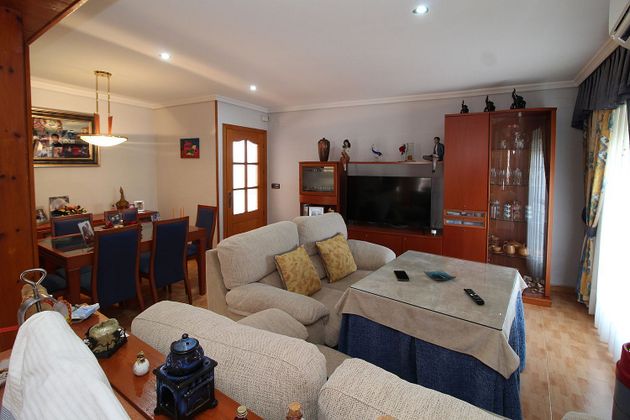 Foto 2 de Casa en venda a Benaoján de 4 habitacions amb terrassa i aire acondicionat