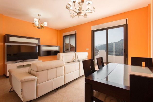Foto 2 de Dúplex en venta en Lentegí de 2 habitaciones con terraza y aire acondicionado
