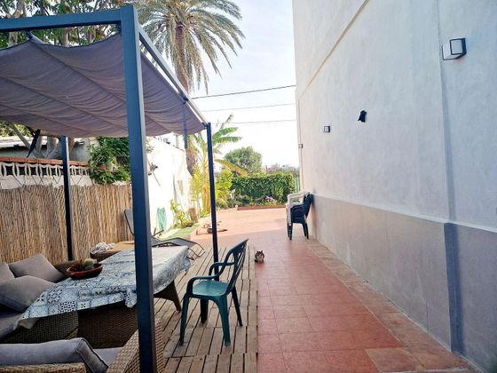 Foto 1 de Casa adossada en venda a El Perelló - Les Palmeres - Mareny de Barraquetes de 4 habitacions amb terrassa i calefacció