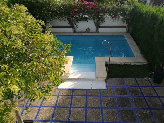 Foto 2 de Xalet en venda a La Motilla de 4 habitacions amb terrassa i piscina