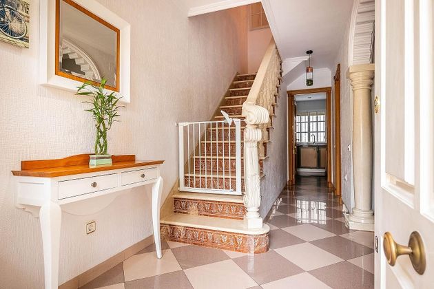Foto 2 de Casa adossada en venda a Arenal - La Pólvora de 5 habitacions amb terrassa i aire acondicionat