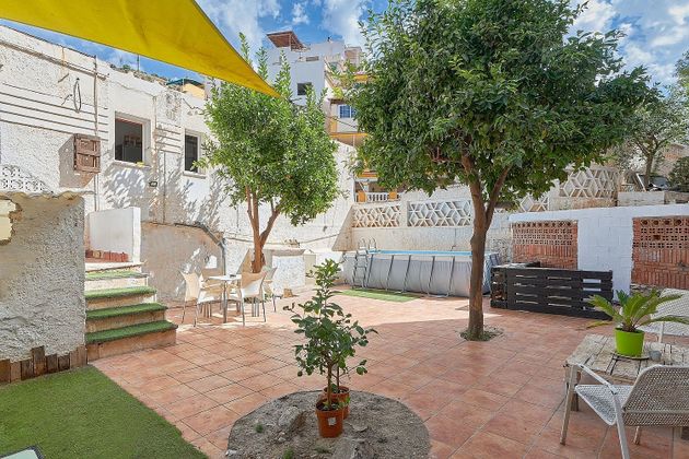 Foto 2 de Xalet en venda a Conde de Ureña - Monte Gibralfaro de 3 habitacions amb jardí