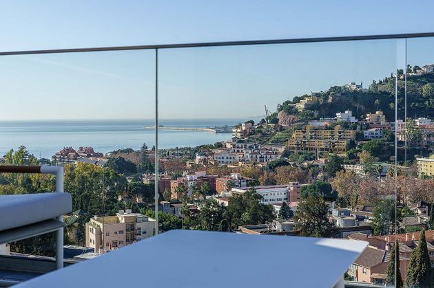 Foto 2 de Àtic en venda a El Mayorazgo - El Limonar de 4 habitacions amb terrassa i piscina