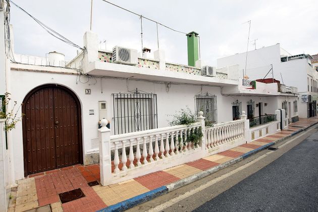Foto 1 de Venta de casa adosada en San Pedro de Alcántara pueblo de 3 habitaciones con terraza y aire acondicionado